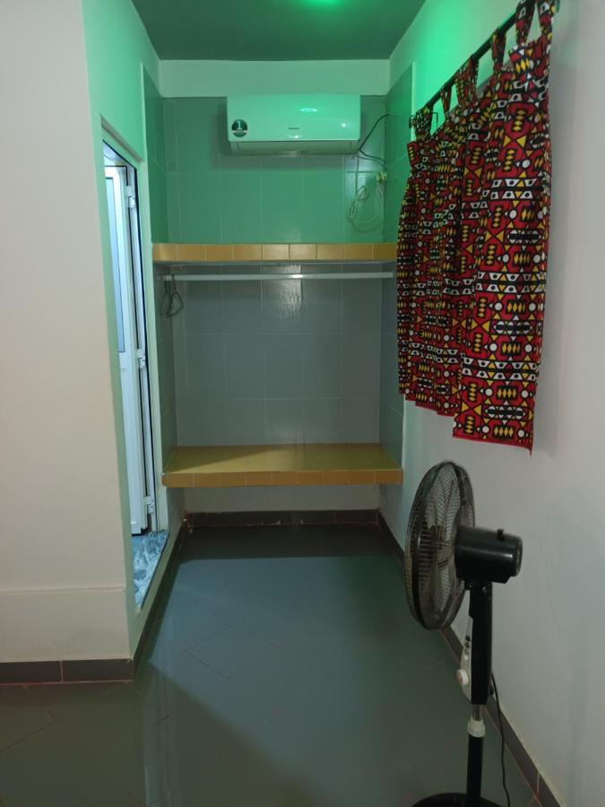 Hotel Badinca Alojamento Low Cost In Bissau Avenida Francisco Mendes Buitenkant foto