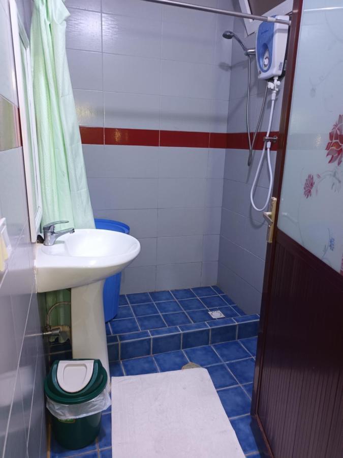 Hotel Badinca Alojamento Low Cost In Bissau Avenida Francisco Mendes Buitenkant foto