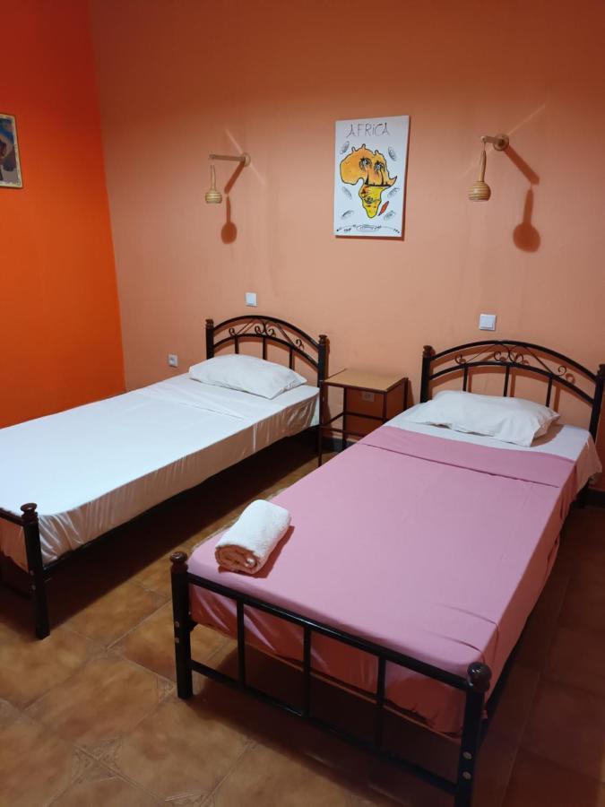 Hotel Badinca Alojamento Low Cost In Bissau Avenida Francisco Mendes Buitenkant foto