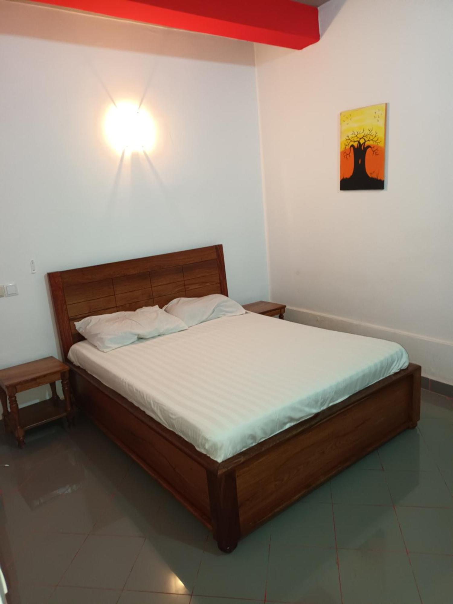 Hotel Badinca Alojamento Low Cost In Bissau Avenida Francisco Mendes Buitenkant foto